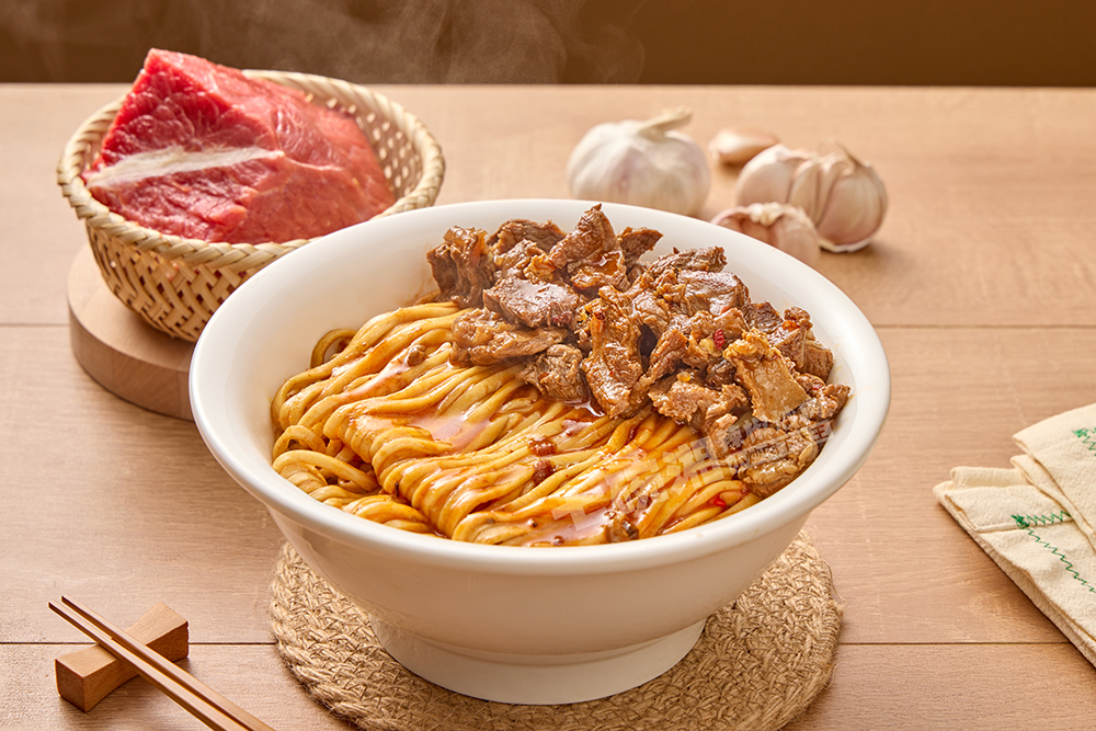 红焖牛肉干拌面