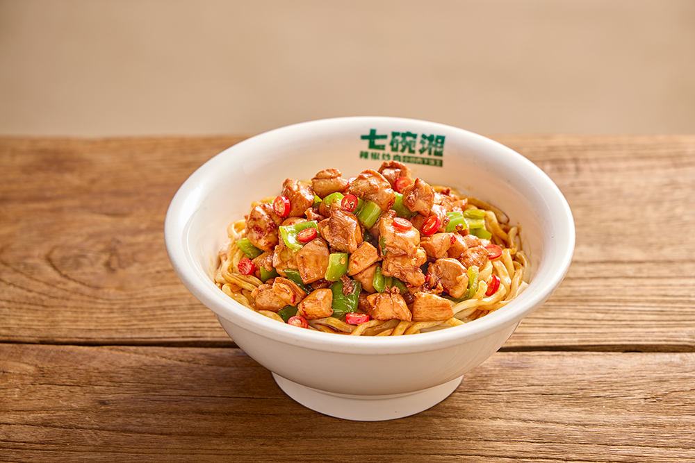 小炒鸡肉拌面